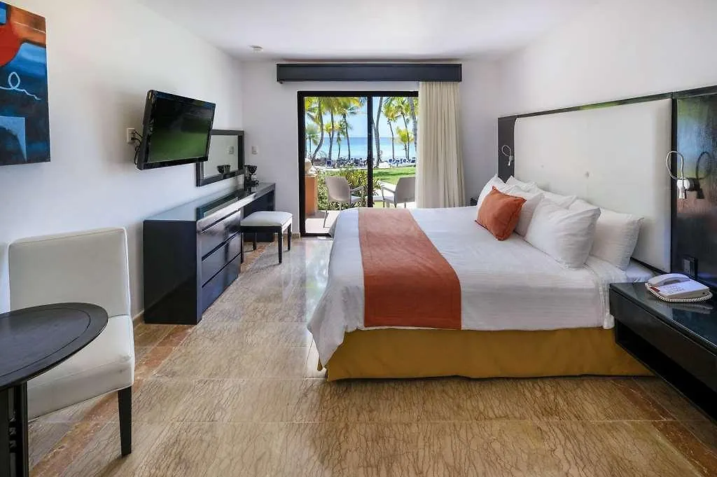 Viva Dominicus Palace By Wyndham, A Trademark All Inclusive Bayahibe Resort