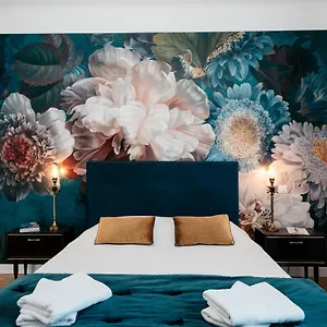 Les Precieuses & Ii Apartment Avignon
